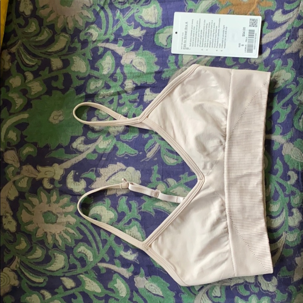 Lulu lemon sports bra